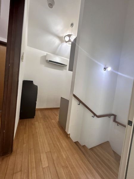 URBAN LOFTS 8