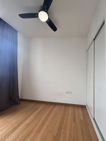 URBAN LOFTS 13