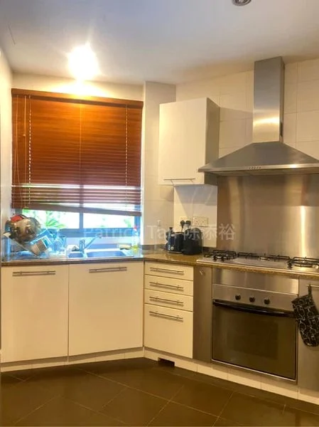 ADAM PARK CONDOMINIUM 4