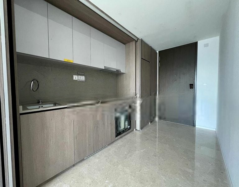 AVENUE SOUTH RESIDENCE 6