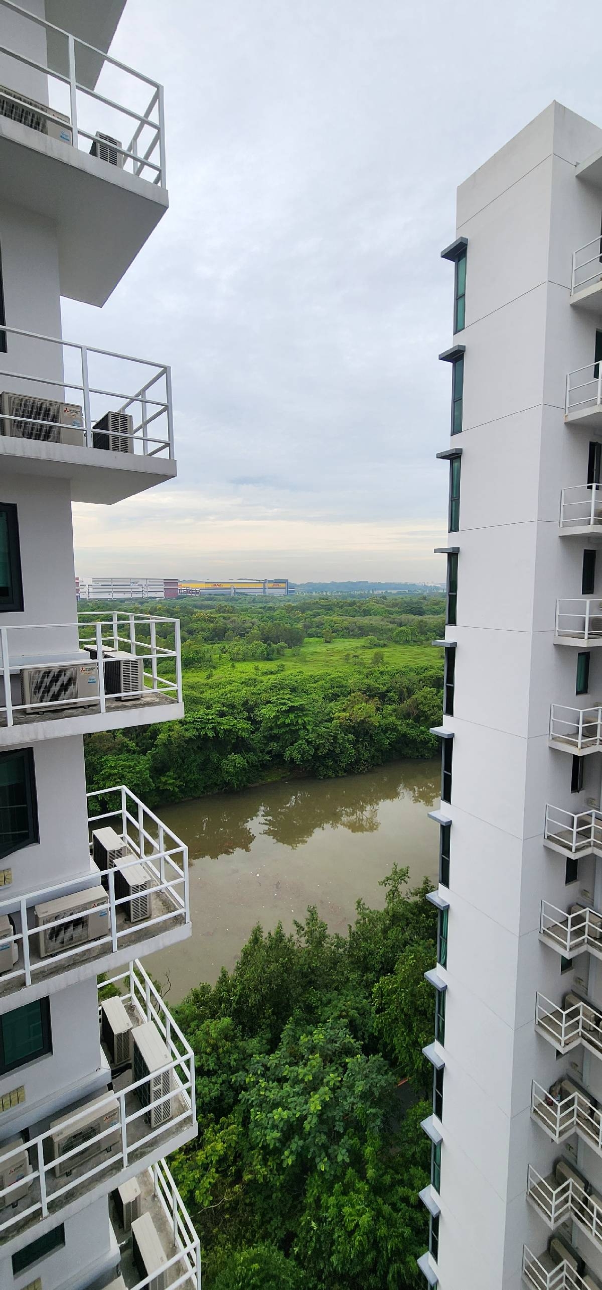 KINGSFORD WATERBAY 4