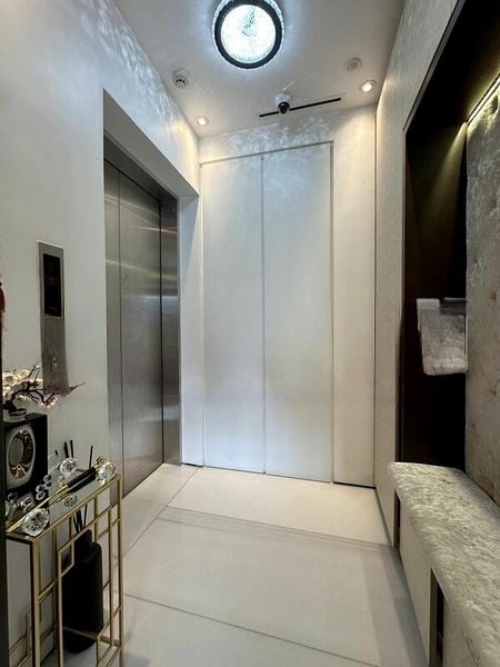 HALLMARK RESIDENCES 5