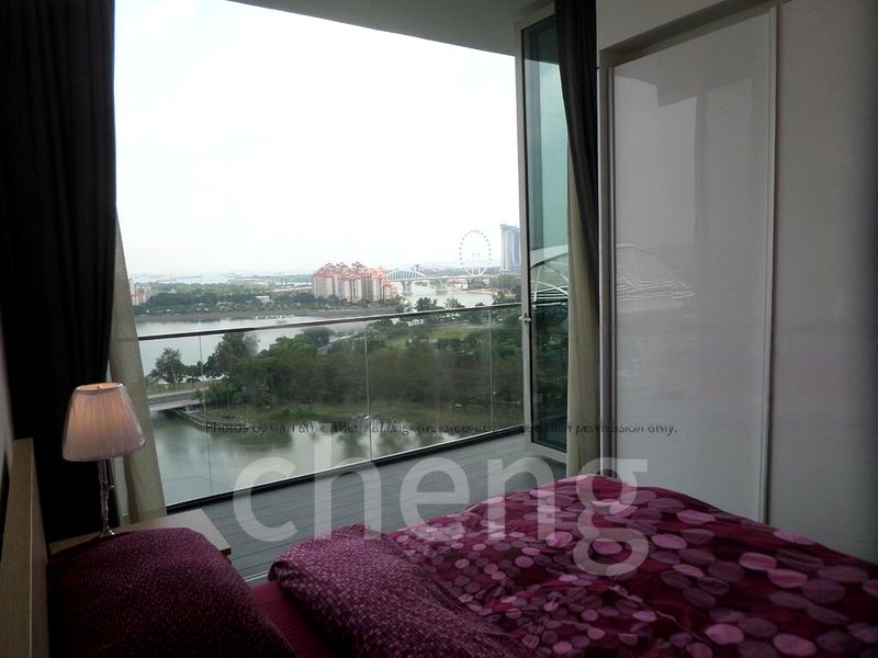 KALLANG RIVERSIDE 10