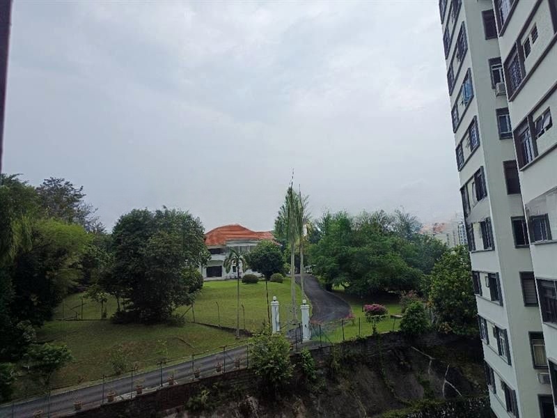 ORCHARD COURT 6