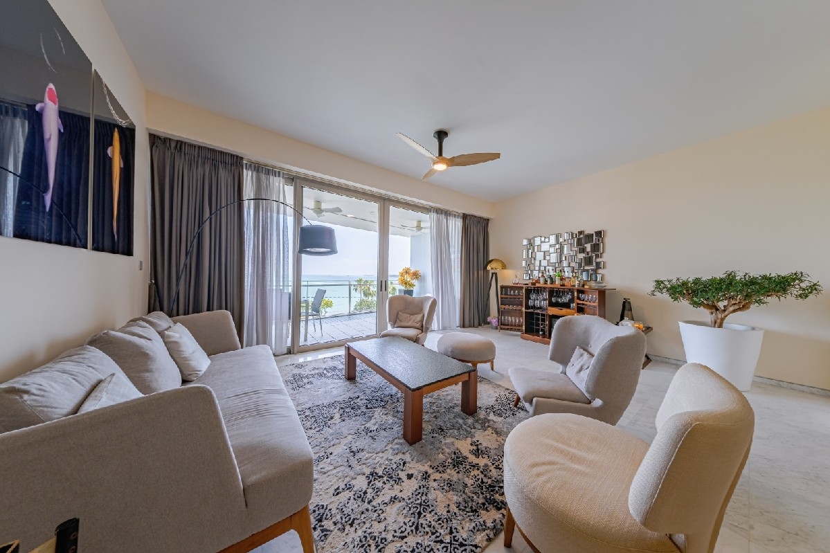 THE COAST AT SENTOSA COVE 19