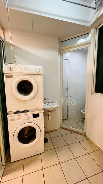 GOLDENHILL PARK CONDOMINIUM 8