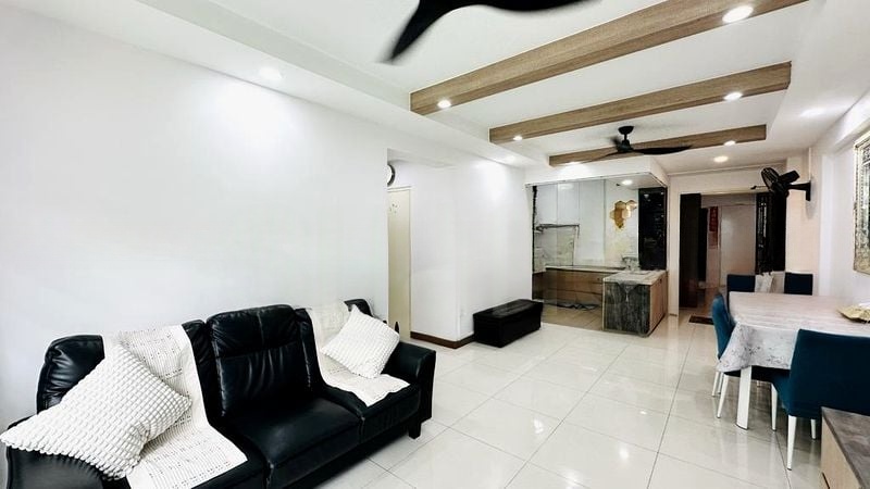 SENGKANG EAST AVE 13