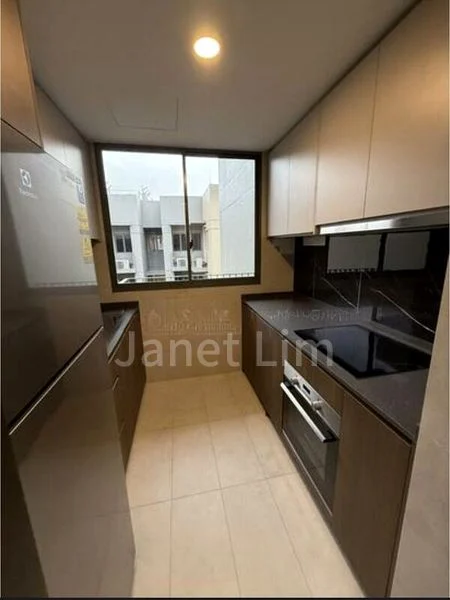 THE WATERGARDENS AT CANBERRA 4