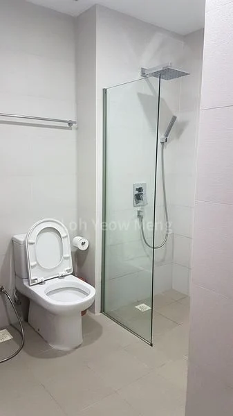 KEMBANGAN SUITES 15