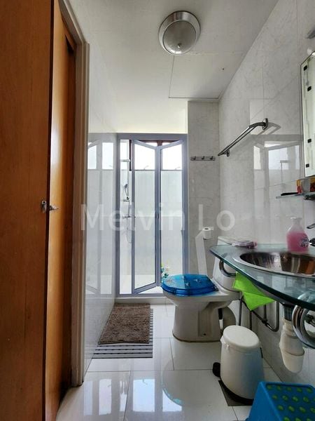 KENSINGTON PARK CONDOMINIUM 4