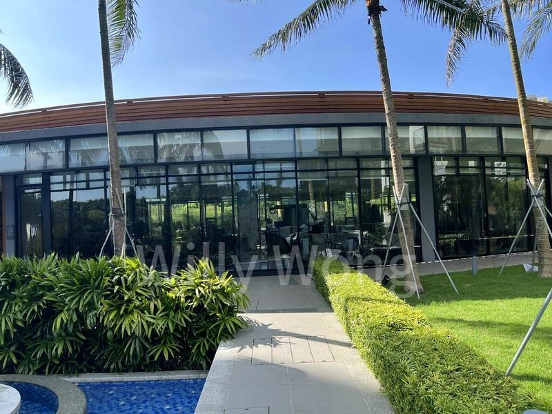 SEASIDE RESIDENCES 2