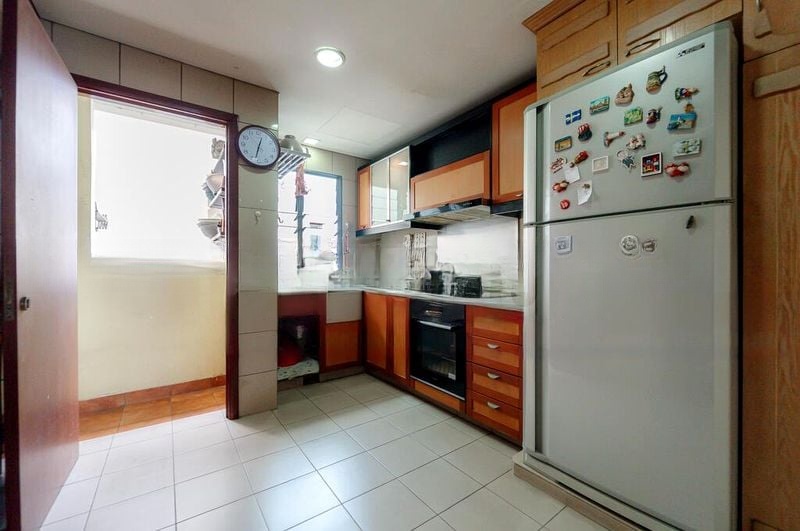 SUNHAVEN 8