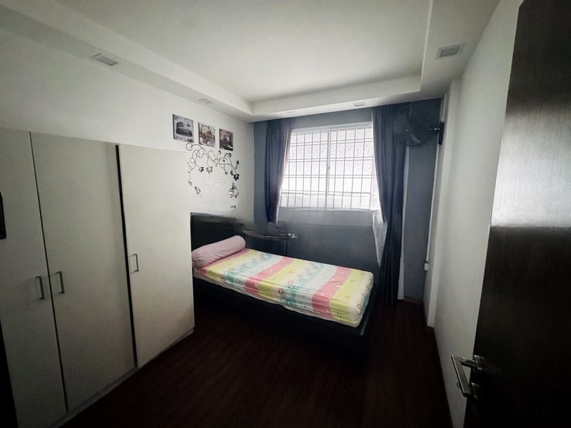 JURONG WEST ST 81 10