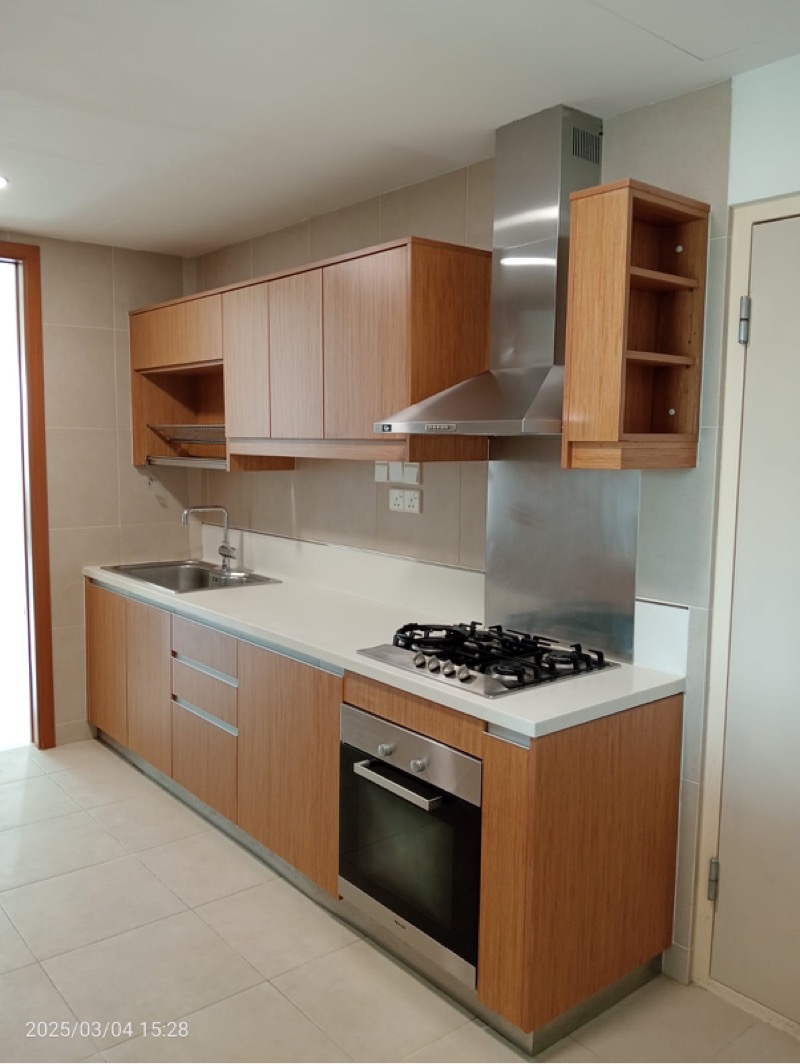 THE BERTH BY THE COVE 15