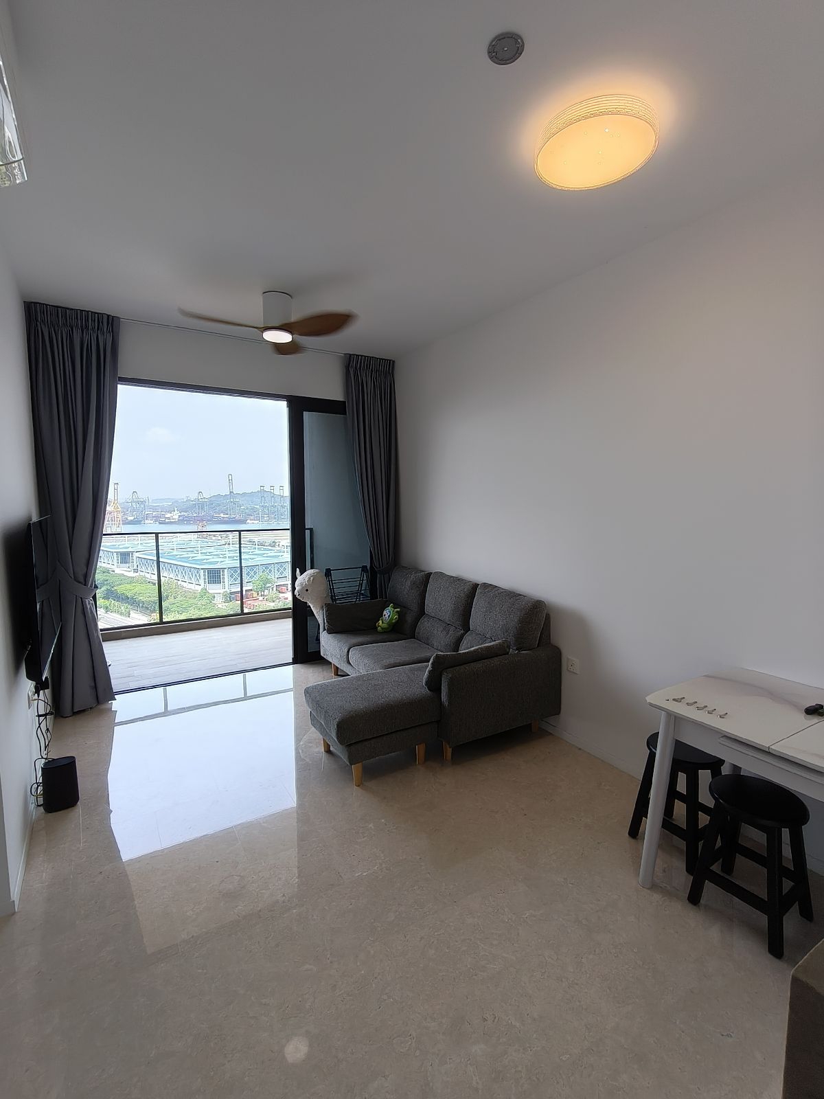 AVENUE SOUTH RESIDENCE 11