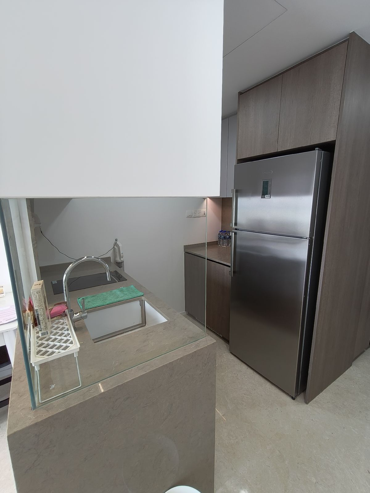 AVENUE SOUTH RESIDENCE 12