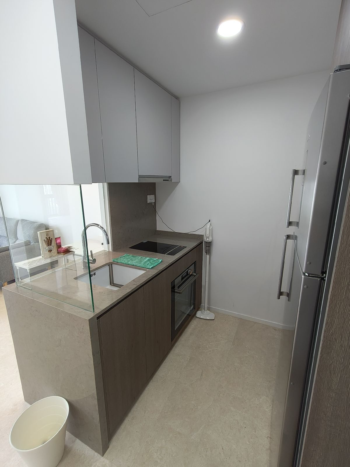 AVENUE SOUTH RESIDENCE 28