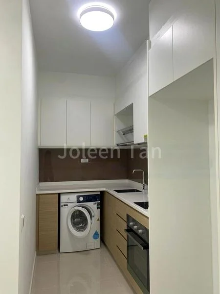 TREASURE AT TAMPINES 8