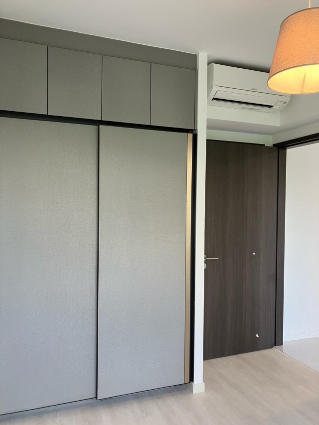 RIVERFRONT RESIDENCES 5