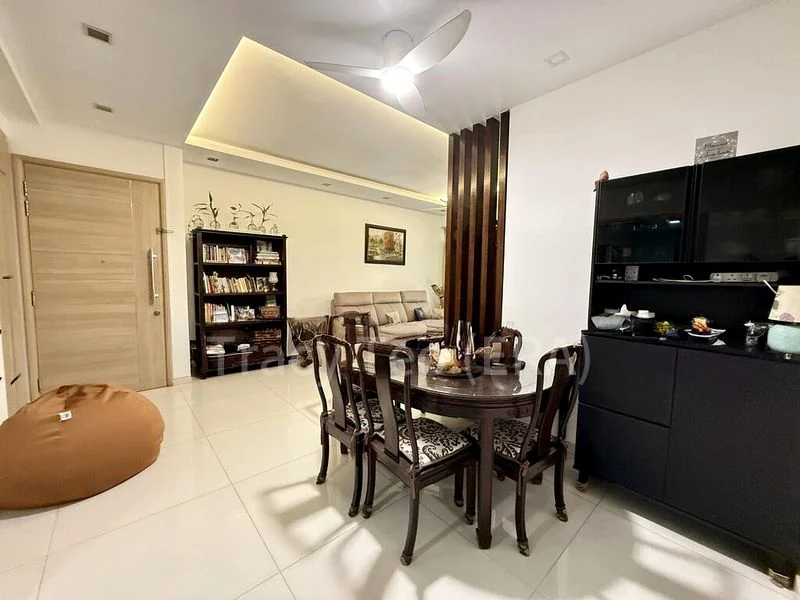 VARSITY PARK CONDOMINIUM 4