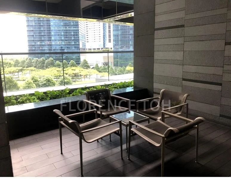 MARINA BAY SUITES 13