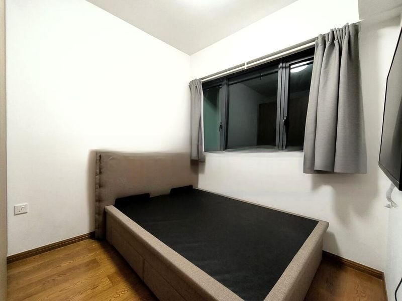 KINGSFORD WATERBAY 8