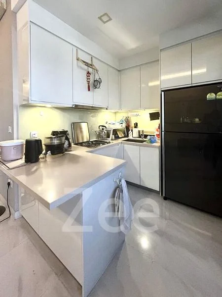 MAYFAIR RESIDENCES 8