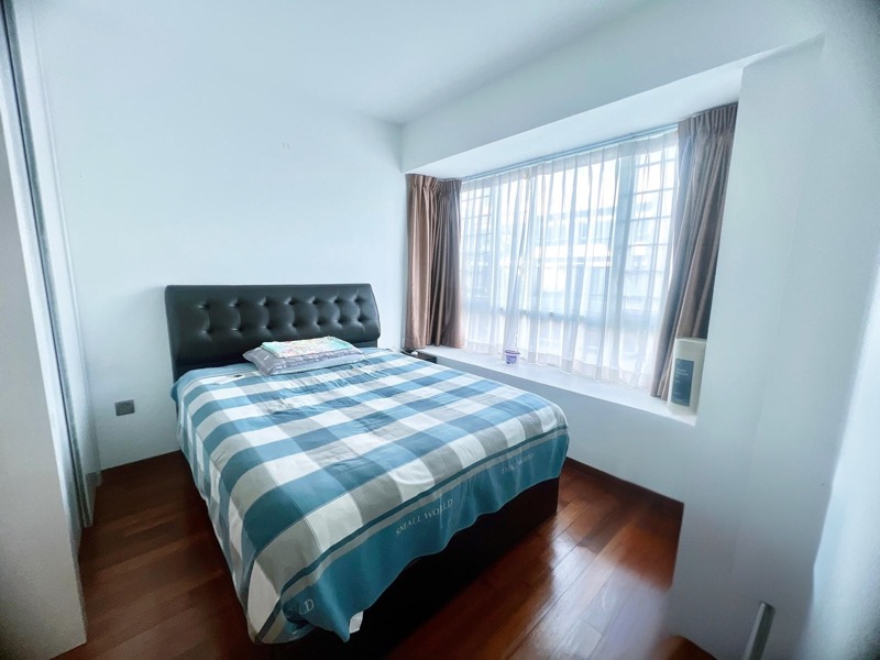 SUITES AT ORCHARD 10