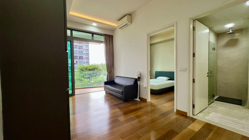 KINGSFORD . HILLVIEW PEAK 12