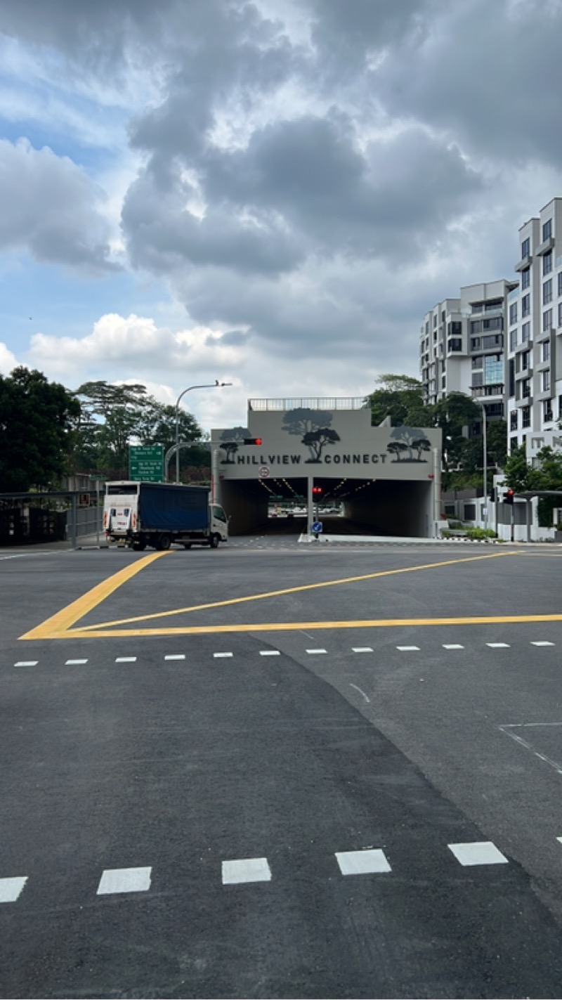 KINGSFORD . HILLVIEW PEAK 8