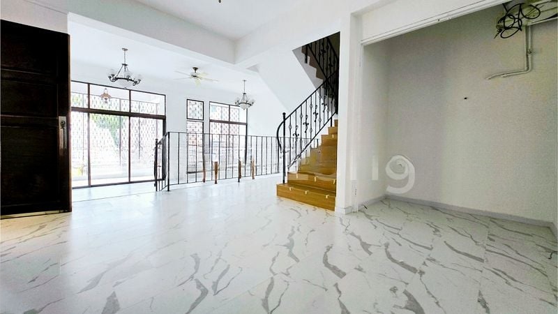 LAKEPOINT CONDOMINIUM 7