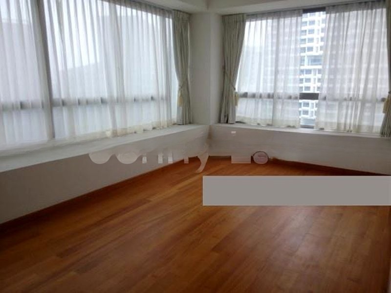 SUITES @ CAIRNHILL 7