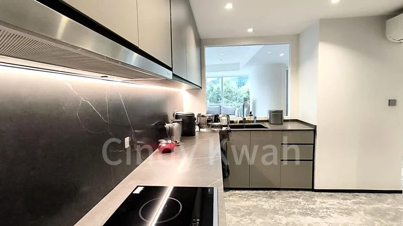 THE SAIL @ MARINA BAY 13