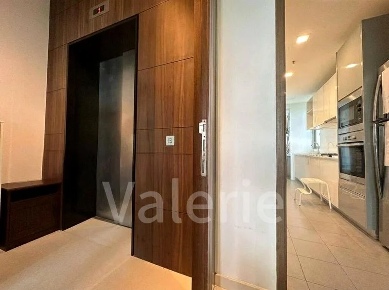 THE RIVERINE BY THE PARK 7