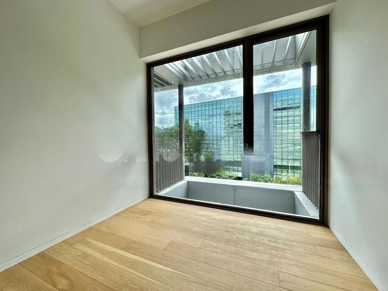 THE REEF AT KING'S DOCK 2