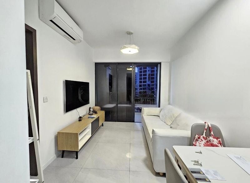 RIVERFRONT RESIDENCES 2