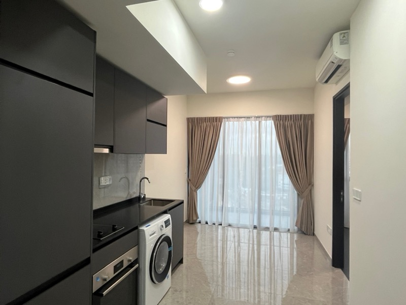 THE LINQ @ BEAUTY WORLD 13