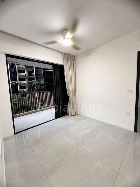 RIVERFRONT RESIDENCES 3