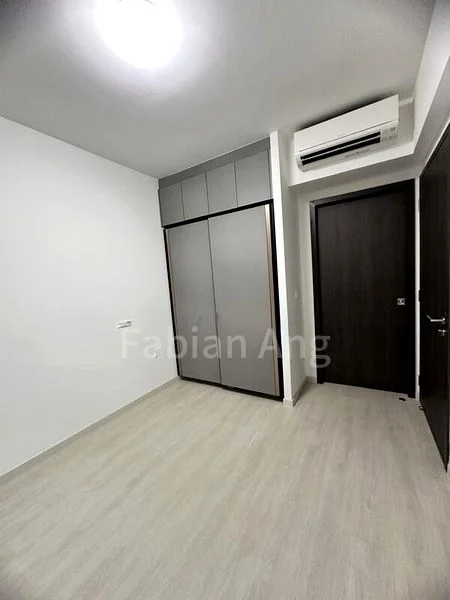 RIVERFRONT RESIDENCES 8