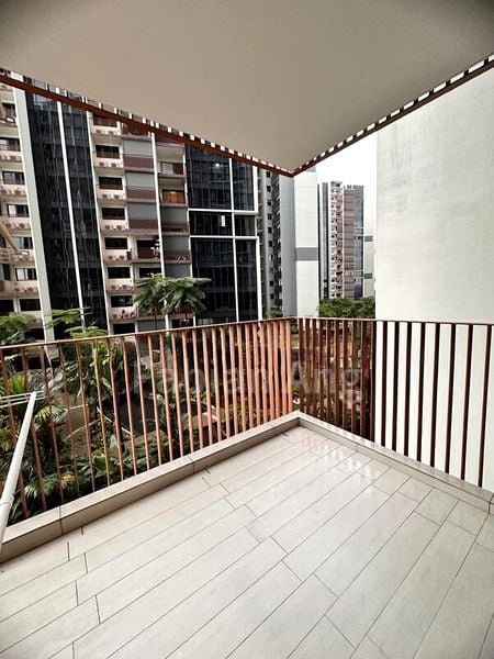 RIVERFRONT RESIDENCES 11