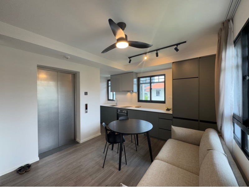 AVENUE SOUTH RESIDENCE 10