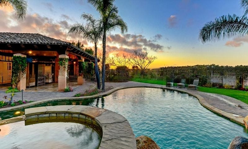 TANGLIN HILL VILLAS 11