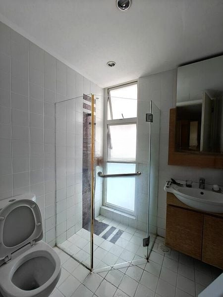 DAHLIA PARK CONDOMINIUM 10