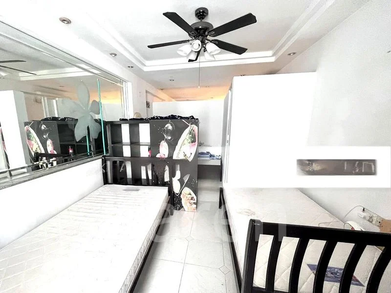 ORCHID PARK CONDOMINIUM 4