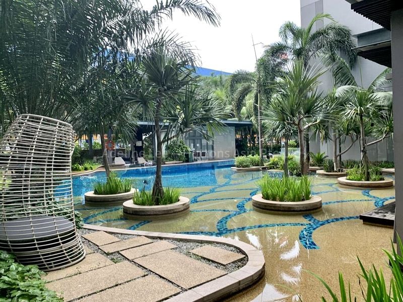 THE SHORE RESIDENCES 11