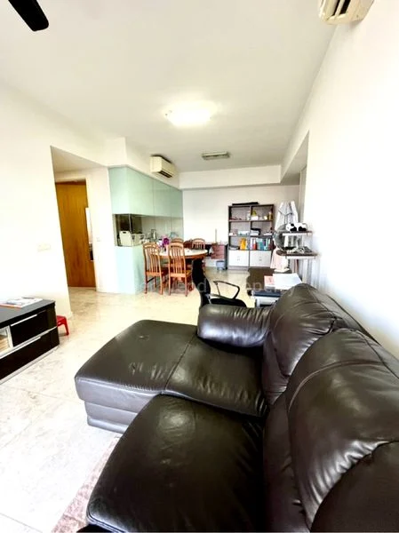 THE LAKEFRONT RESIDENCES 2