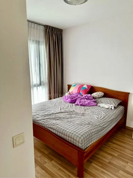 THE LAKEFRONT RESIDENCES 5