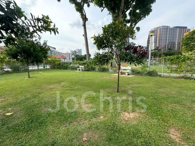 BALLOTA PARK CONDOMINIUM 3