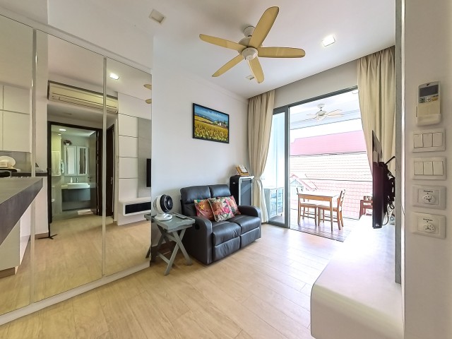 STRAITS RESIDENCES 1