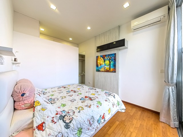 STRAITS RESIDENCES 21